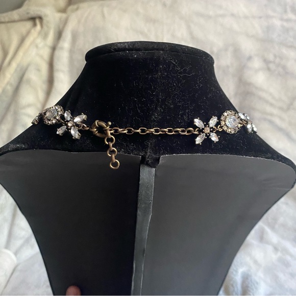 Beautiful Crystal Floral Statement Necklace - Picture 5 of 9